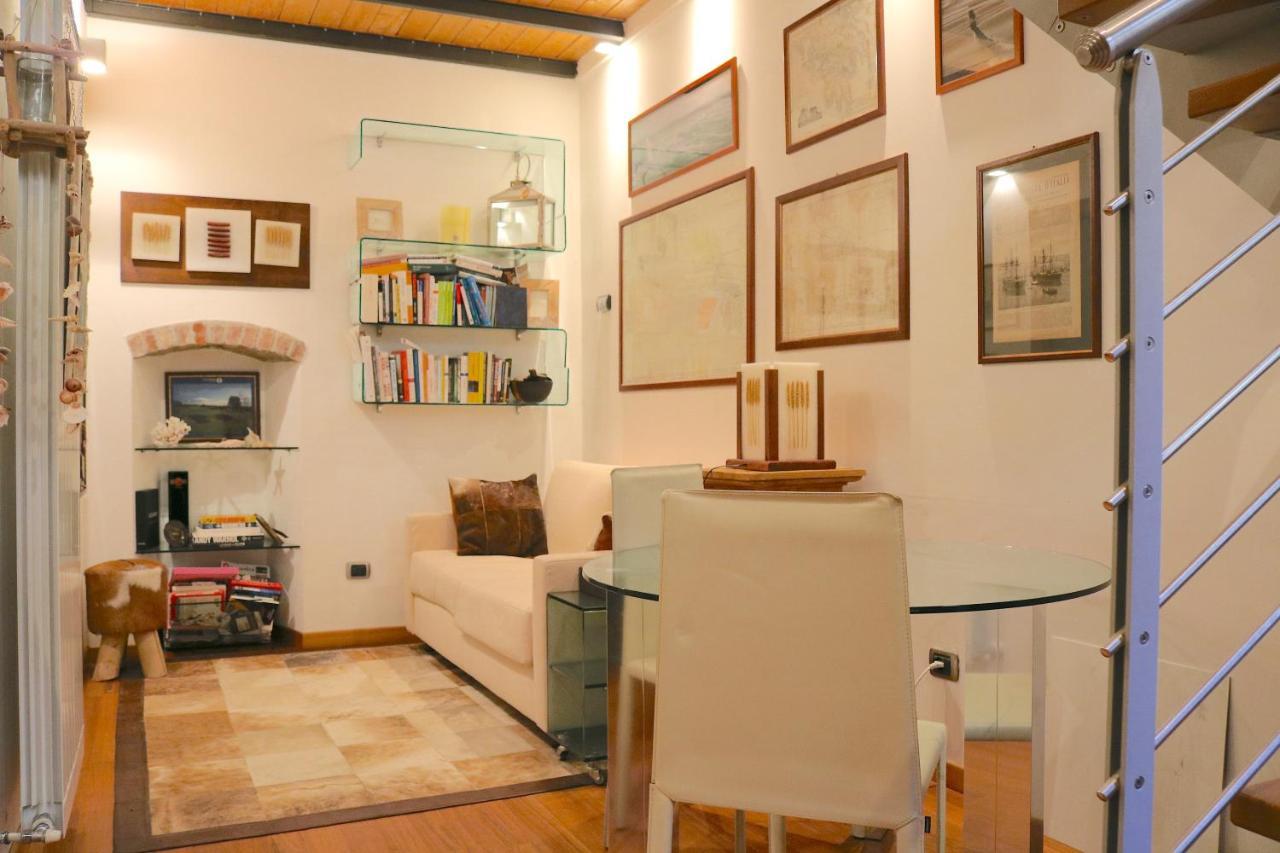 Charming Apartment In The Navigli District - 4 People Milão Exterior foto
