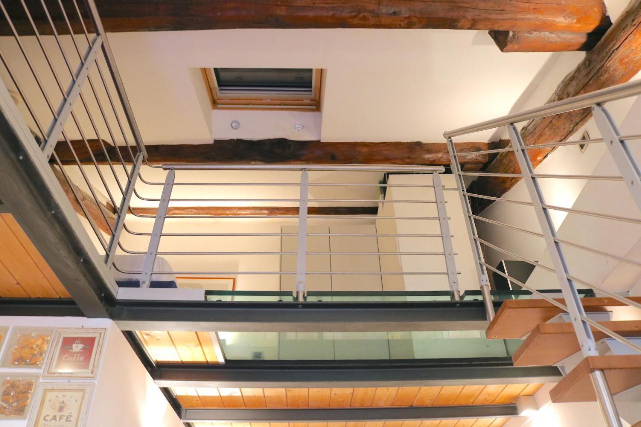 Charming Apartment In The Navigli District - 4 People Milão Exterior foto
